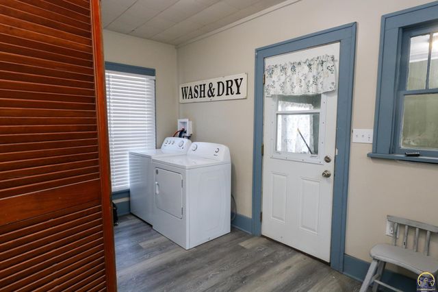 116 N Fourth St, Madison, KS 66860