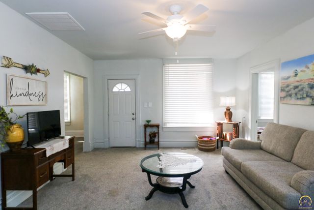 116 N Fourth St, Madison, KS 66860