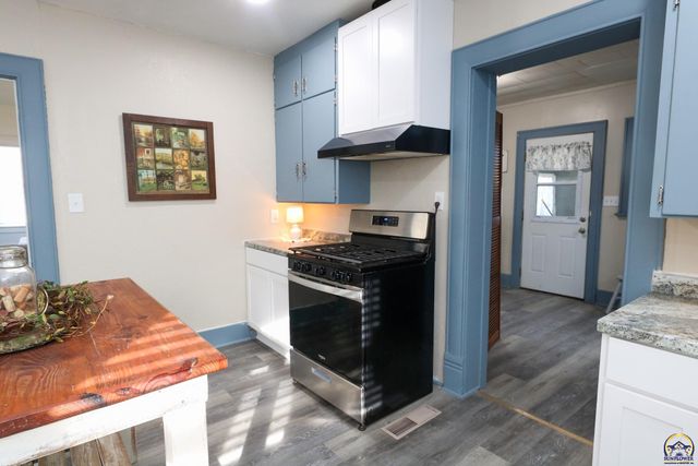 116 N Fourth St, Madison, KS 66860