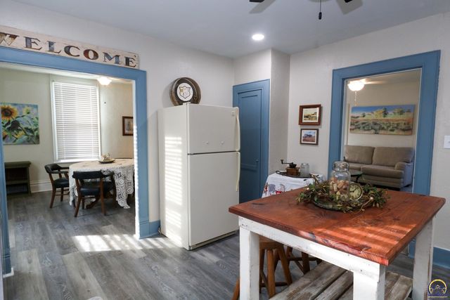 116 N Fourth St, Madison, KS 66860