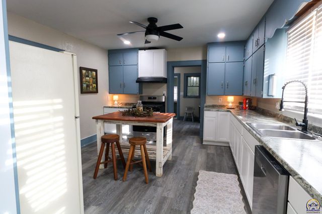 116 N Fourth St, Madison, KS 66860