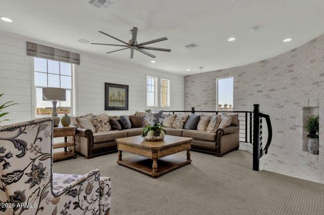 3064 E EVERGREEN Street, Mesa, AZ 85213