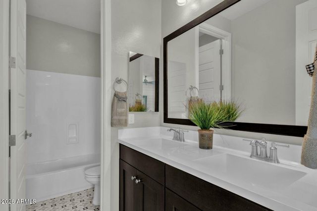 3064 E EVERGREEN Street, Mesa, AZ 85213