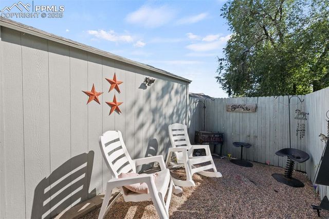 806 Desert Circle, Fountain, CO 80817