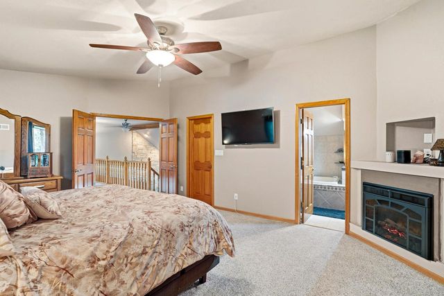 7244 S Dover Hill COURT, Franklin, WI 53132