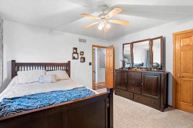 7244 S Dover Hill COURT, Franklin, WI 53132
