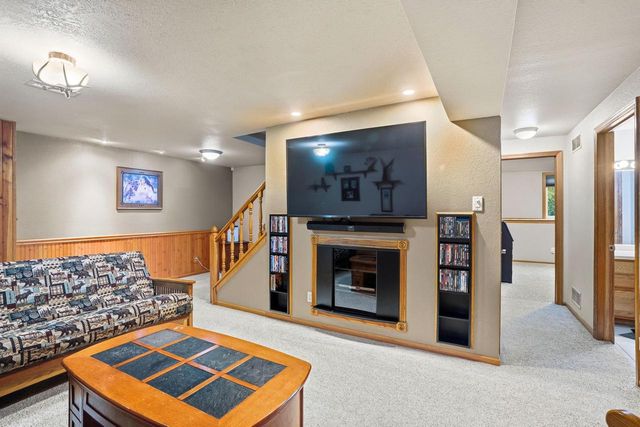 7244 S Dover Hill COURT, Franklin, WI 53132