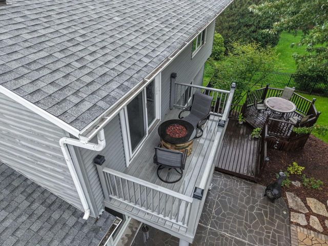 7244 S Dover Hill COURT, Franklin, WI 53132