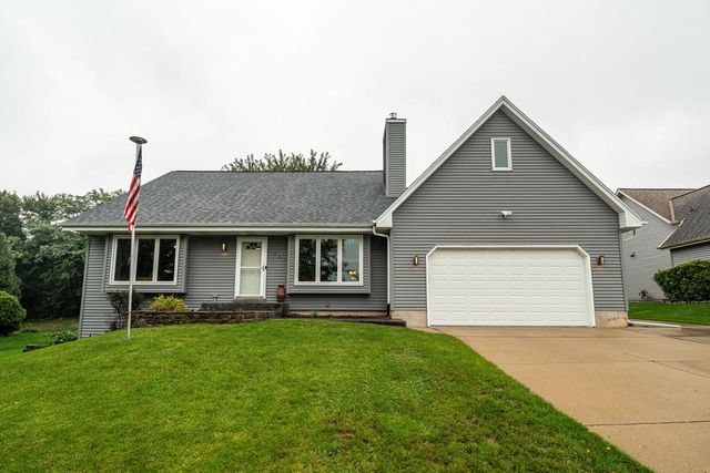 7244 S Dover Hill COURT, Franklin, WI 53132
