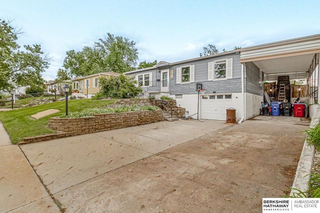 7411 S 73rd Avenue, La Vista, NE 68128