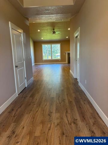 704 NW George Ct, Sublimity, OR 97385