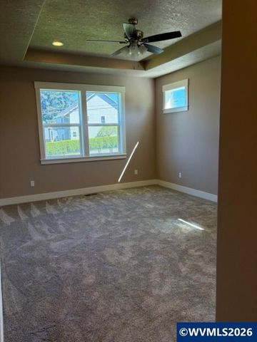 704 NW George Ct, Sublimity, OR 97385
