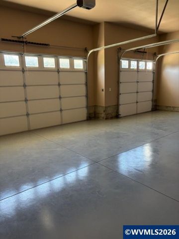 704 NW George Ct, Sublimity, OR 97385
