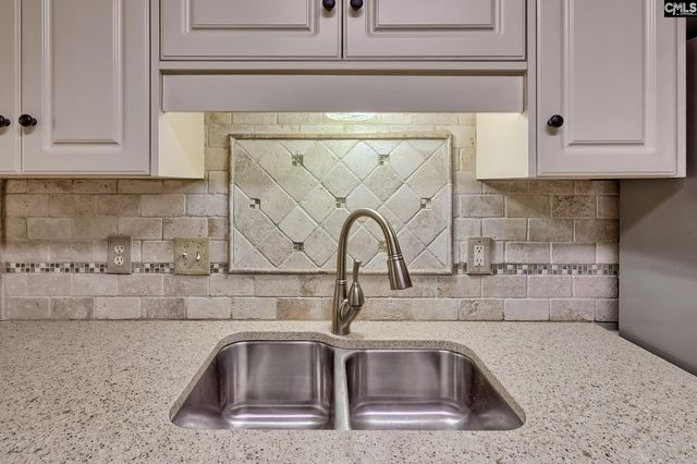 301 Knotts Circle, Lexington, SC 29073