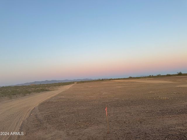 375TH N of Montebello Avenue 2, Tonopah, AZ 85354