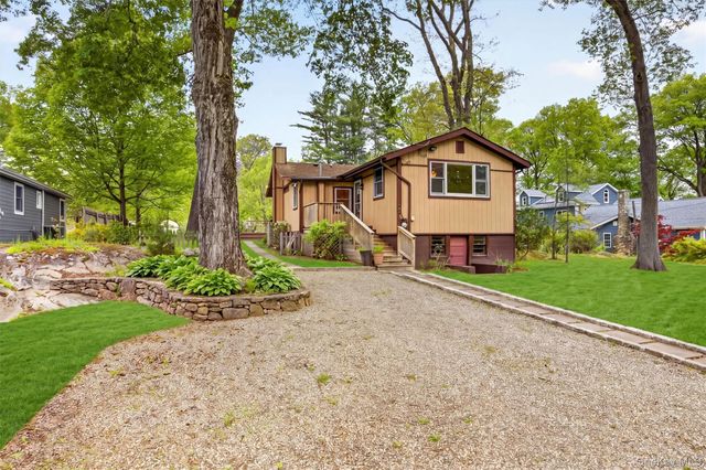 3079 Maqua Place, Mohegan Lake, NY 10547