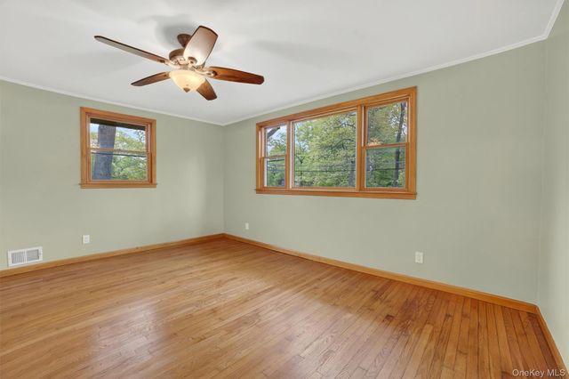 3079 Maqua Place, Mohegan Lake, NY 10547