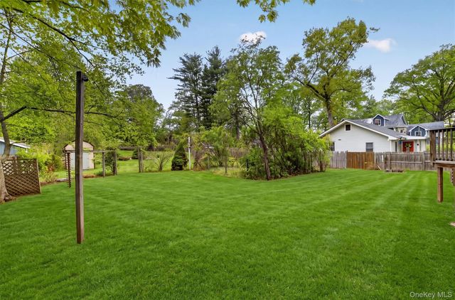3079 Maqua Place, Mohegan Lake, NY 10547