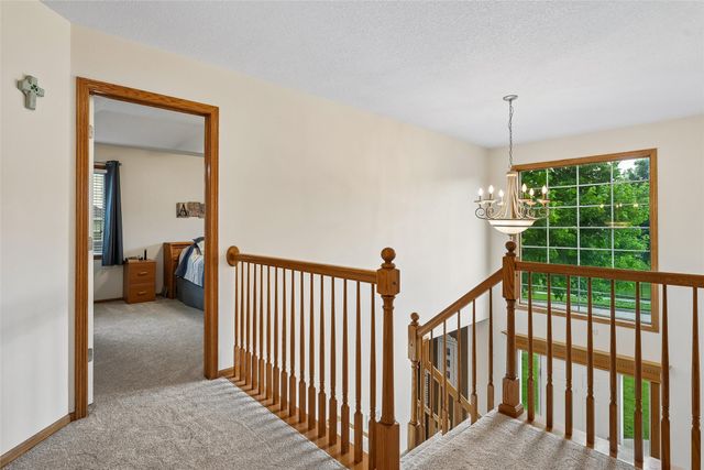 3106 E Spring Street, Des Moines, IA 50320