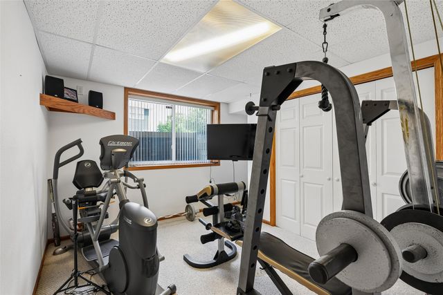 3106 E Spring Street, Des Moines, IA 50320