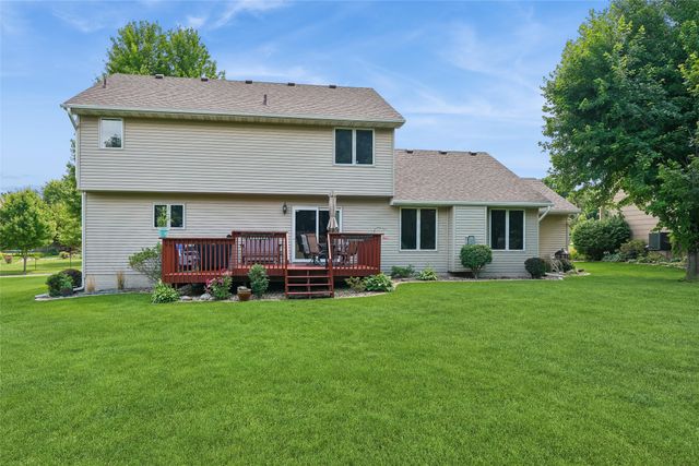 3106 E Spring Street, Des Moines, IA 50320