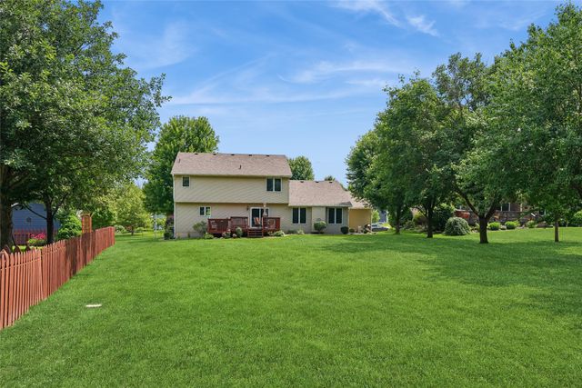 3106 E Spring Street, Des Moines, IA 50320