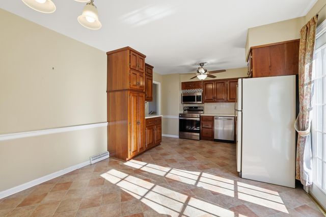 388 Runyon Road, Harrodsburg, KY 40330