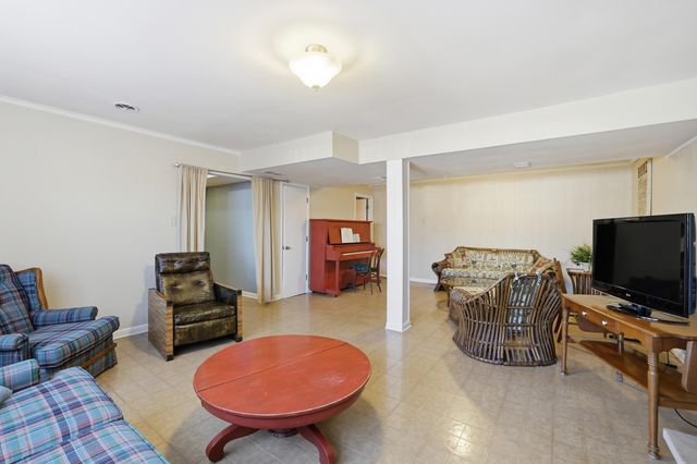 388 Runyon Road, Harrodsburg, KY 40330