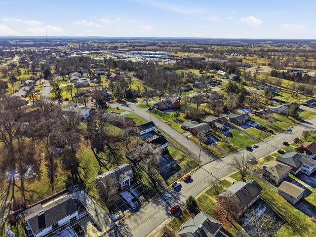 388 Runyon Road, Harrodsburg, KY 40330