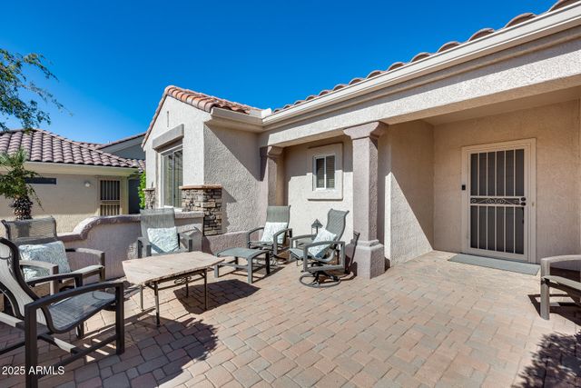 15208 W LAS BRIZAS Lane, Sun City West, AZ 85375
