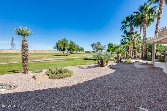 15208 W LAS BRIZAS Lane, Sun City West, AZ 85375