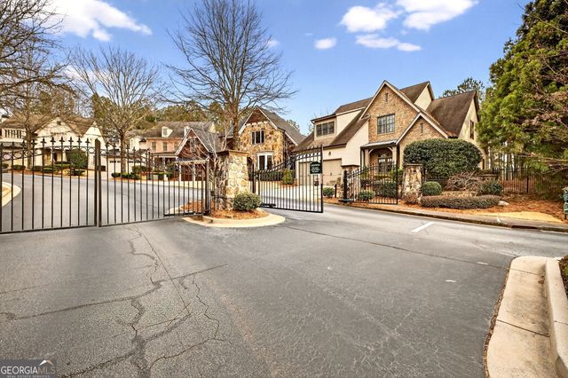 455 High Pointe Trail, Roswell, GA 30076