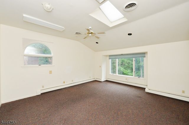 105 Ricker Dr, Ringwood Boro, NJ 07456
