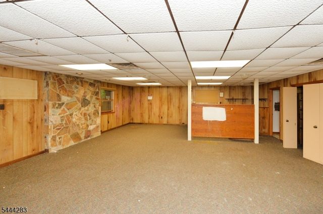 105 Ricker Dr, Ringwood Boro, NJ 07456