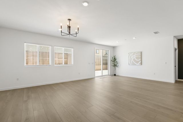 12650 Snowy Owl Way, Rancho Cordova, CA 95742