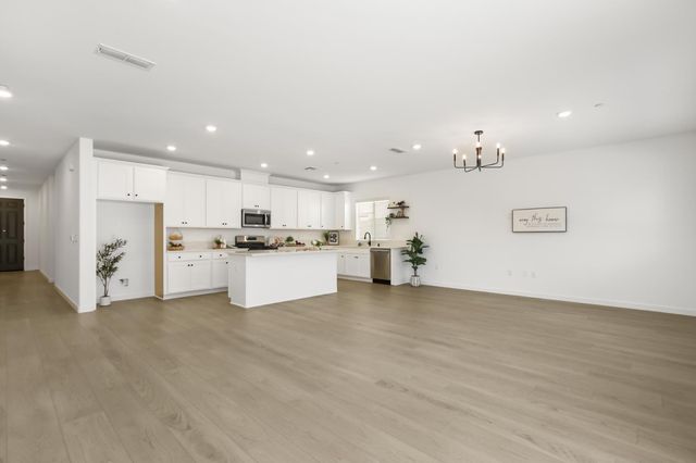 12650 Snowy Owl Way, Rancho Cordova, CA 95742