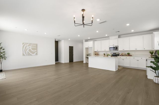 12650 Snowy Owl Way, Rancho Cordova, CA 95742