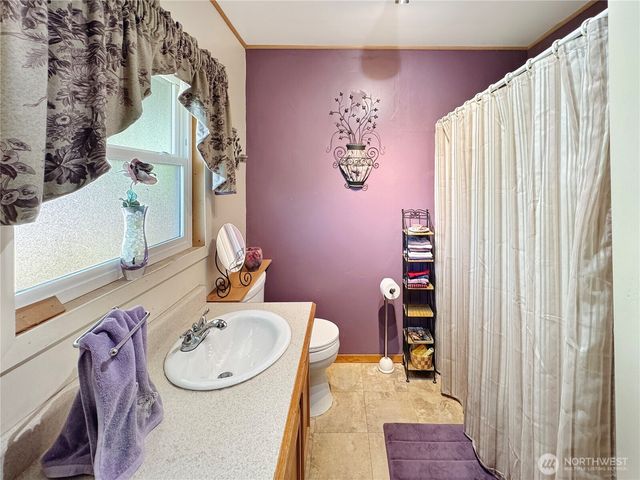 1008 F Street, Centralia, WA 98531