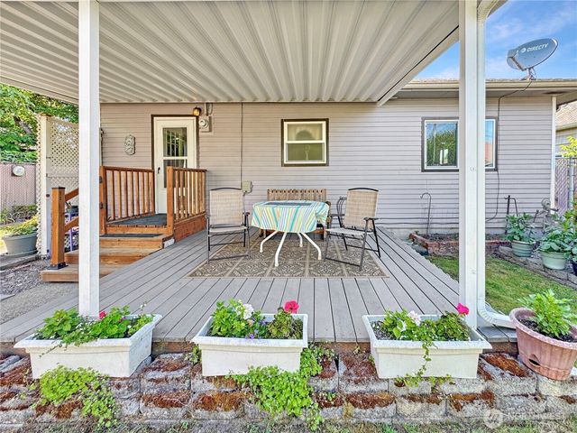 1008 F Street, Centralia, WA 98531