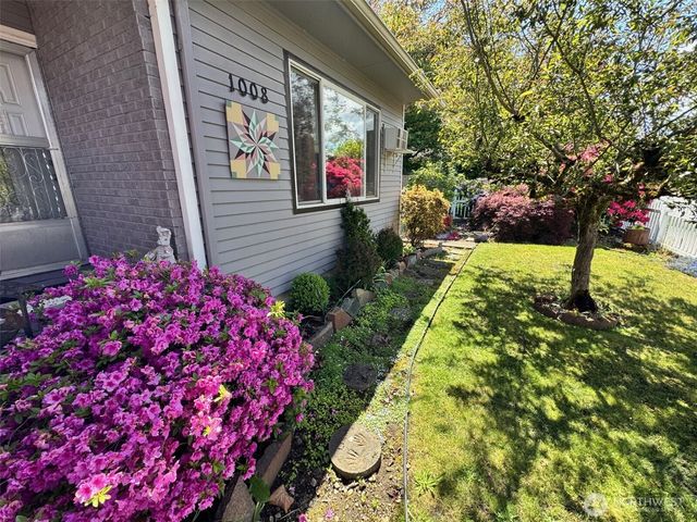 1008 F Street, Centralia, WA 98531