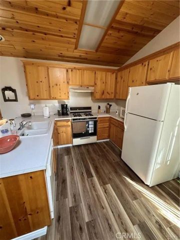 33073 Robin, Arrowbear, CA 92382