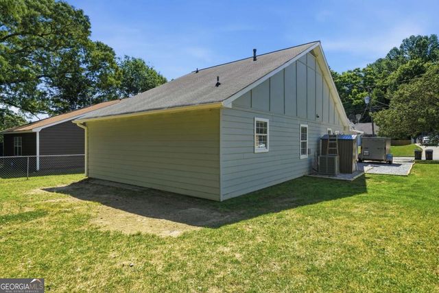 8048 Fieldstream Way, Douglasville, GA 30134
