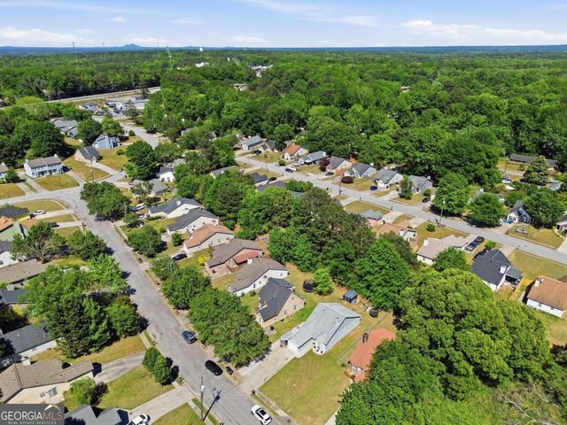 8048 Fieldstream Way, Douglasville, GA 30134