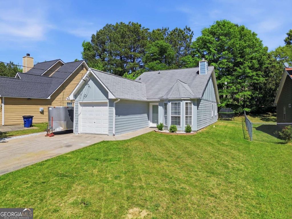 8048 Fieldstream Way, Douglasville, GA 30134