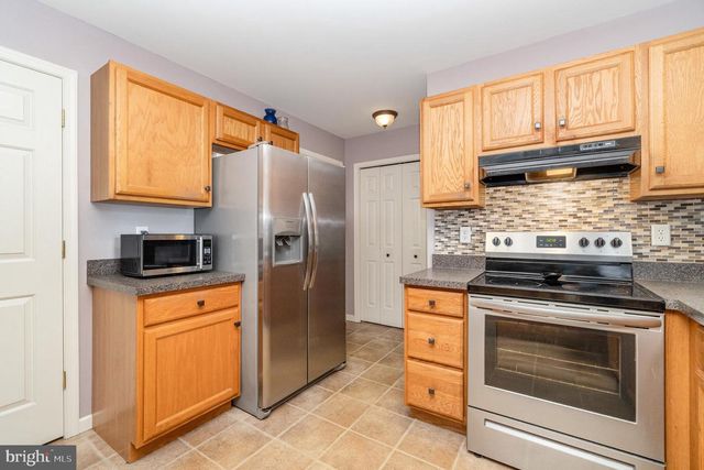 315 PAMELA LN, Lebanon, PA 17042
