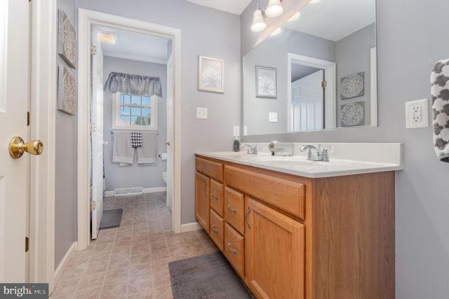 315 PAMELA LN, Lebanon, PA 17042