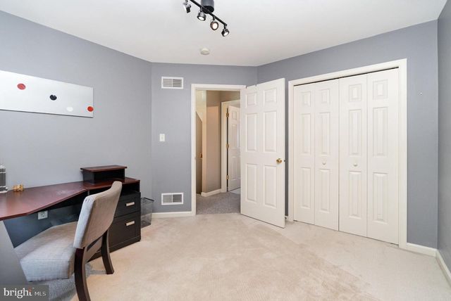 315 PAMELA LN, Lebanon, PA 17042