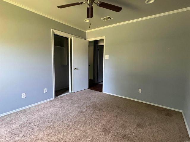 50 Hightrail Drive, Maumelle, AR 72113