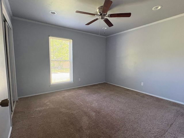 50 Hightrail Drive, Maumelle, AR 72113