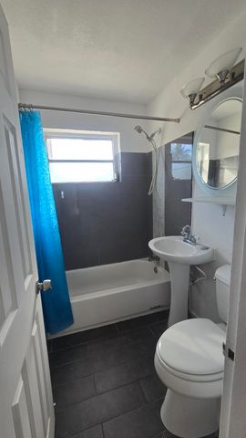 1512 NE 28th Street, Pompano Beach, FL 33064